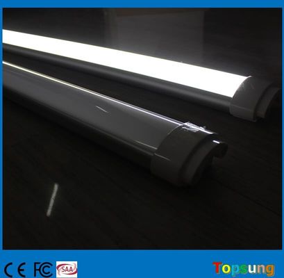 5 voet 150 cm geleid lineair licht Tri-proof 2835smd met CE ROHS SAA goedkeuring
